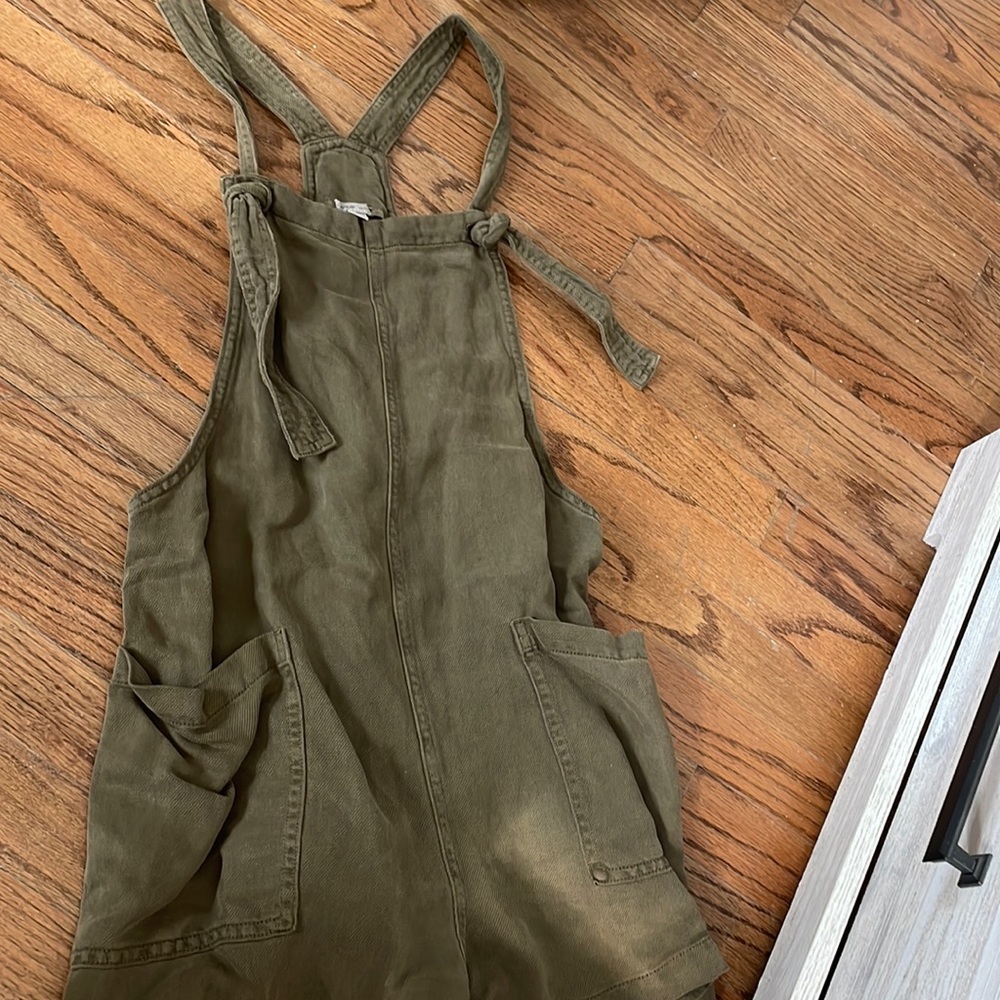 American Eagle XS overall romper, olive green